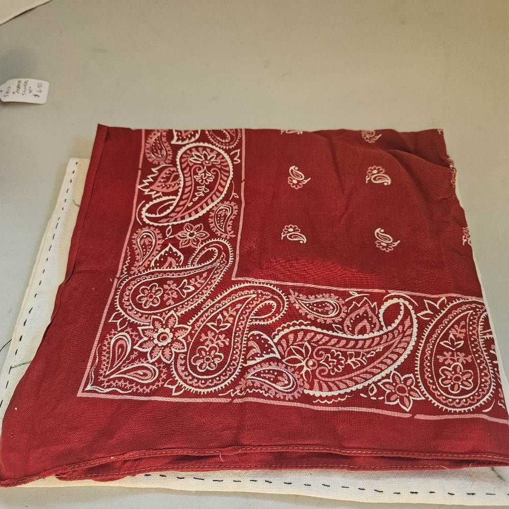 Vgt Bandana Color Fast & Wash Fast Multi-Designs  Cotton Red Lot of 4 - Picture 11 of 15